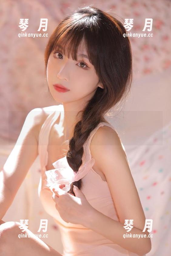 看，这里是51吃瓜的网址，最新爆料出炉，脑浆子都要炸了！