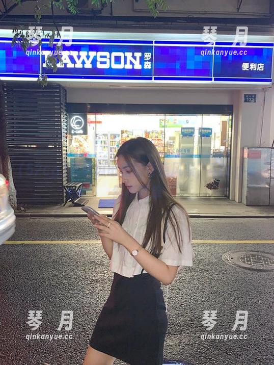 直达瓜田里的奇葩风景，52cg果然不简单