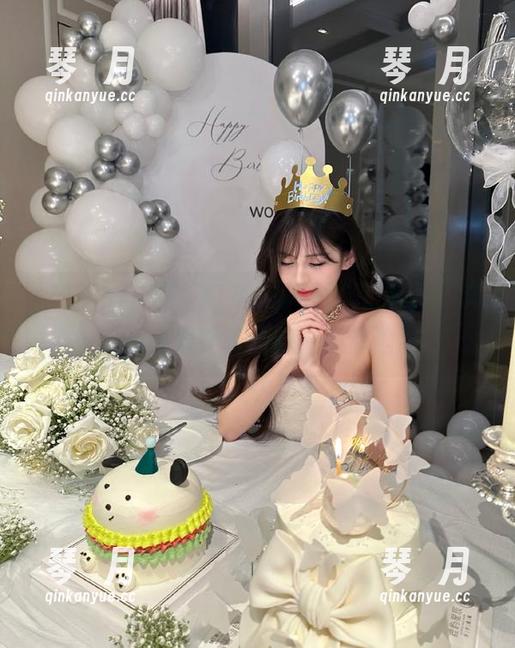 在‘718.sx’的入口等你，奔私聊还是共享八卦，随你选？