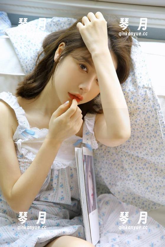 91吃瓜中心 91吃瓜中心的资源:充满惊喜和诡异的第一次!