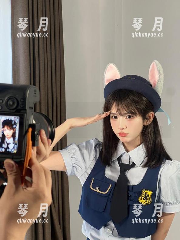 “zztt38.ccm”：永远的八卦云集地，吃瓜群众的终极乐园！