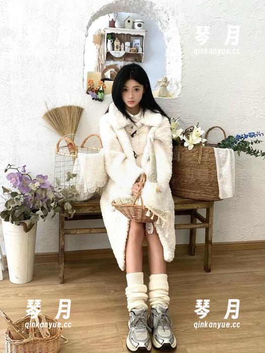 五一吃瓜 ‘五一吃瓜’网站今日大瓜纷飞,心情也是跟着大起大落,就像过山车一样。