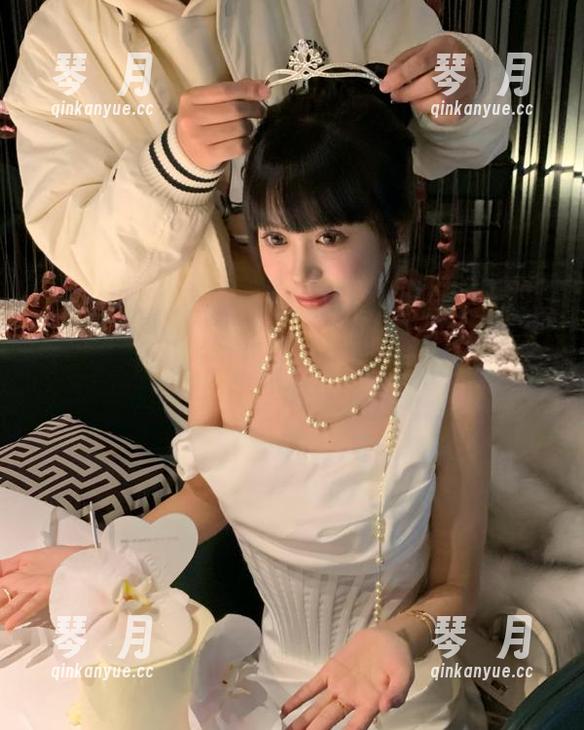 明星黑料网 明星黑料网给你送货上门,黑料地址快点赞!