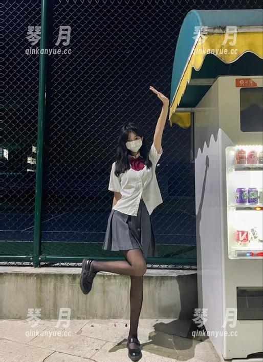 拼了！这次我要逐个认真品味“黑料不打烊”的资源，管他怎样呢。