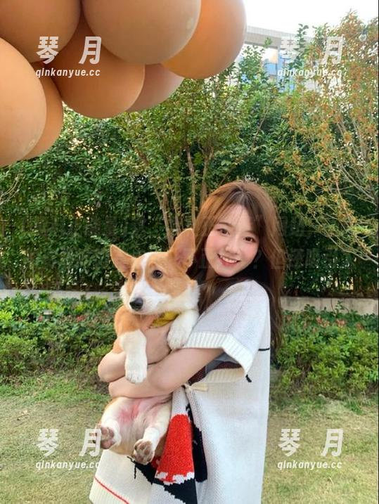 黑料正能量 这“黑料正能量”网站,上面的资源略微有点…”不正经”?但还吸引人。