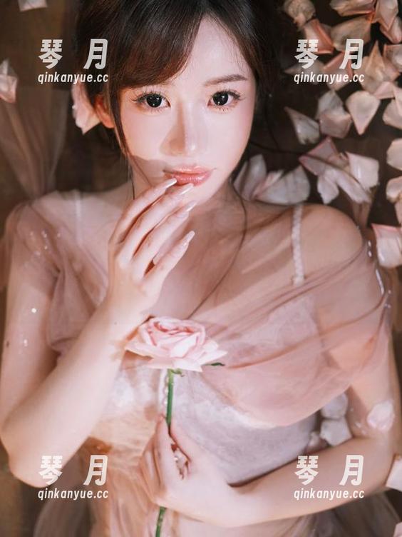 黑料永远不打烊在线：吃瓜这件事从不会上班，只要你粉丝数够多，真的是在线等黑料来袭！