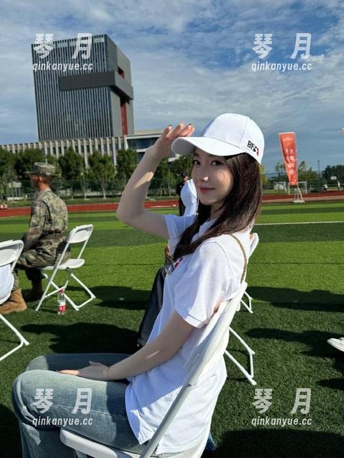黑料社面对面：在线视频翻车现场，实名羡慕他们的主持功底啊