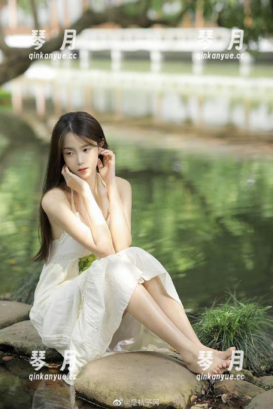黑料网 www.黑料网站的门开着,瓜一颗接一颗,谁敢说“不诱人”?!
