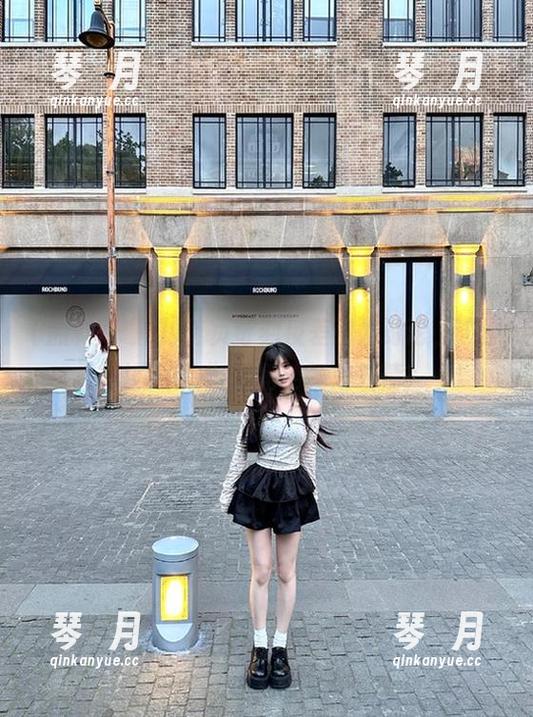 黑料网曝门 首页苛刻反差引发讨论,“黑料网曝门”的角色都是戏精!