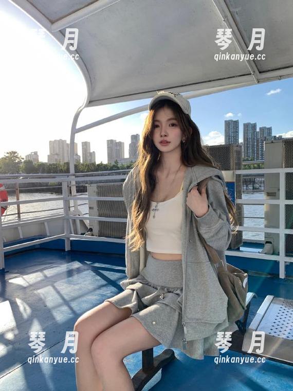 黑料网站 苹果版美女黑料网站,捡到便宜的前提是别掉了节操。
